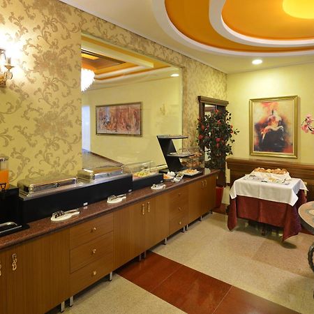 Hotel Austria Tiranë Eksteriør bilde