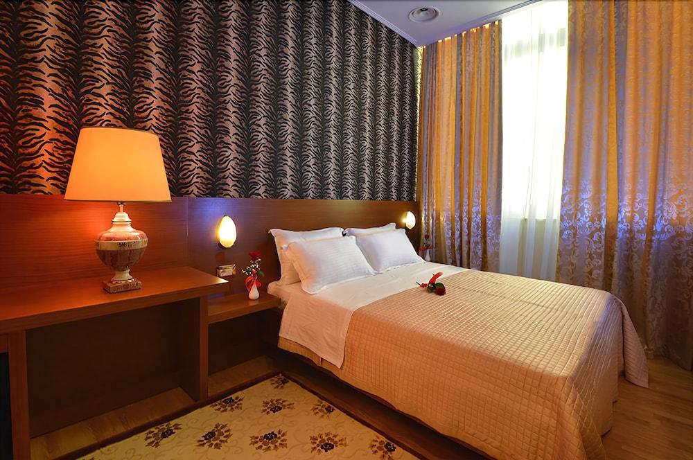 Hotel Austria Tiranë Eksteriør bilde