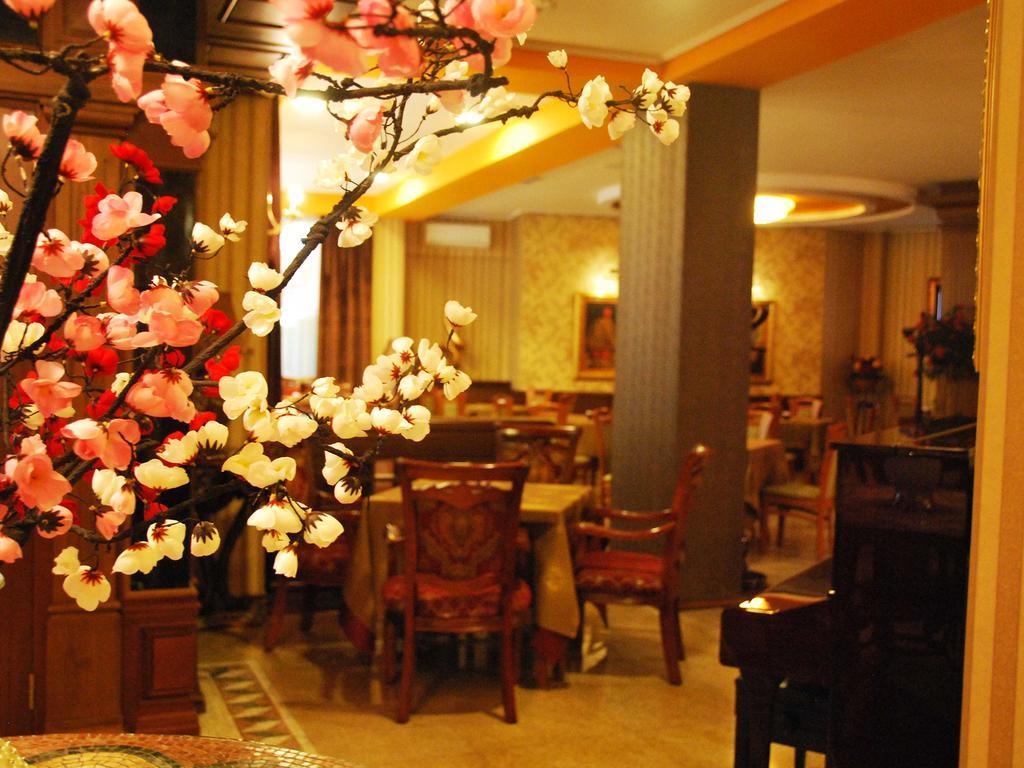 Hotel Austria Tiranë Eksteriør bilde