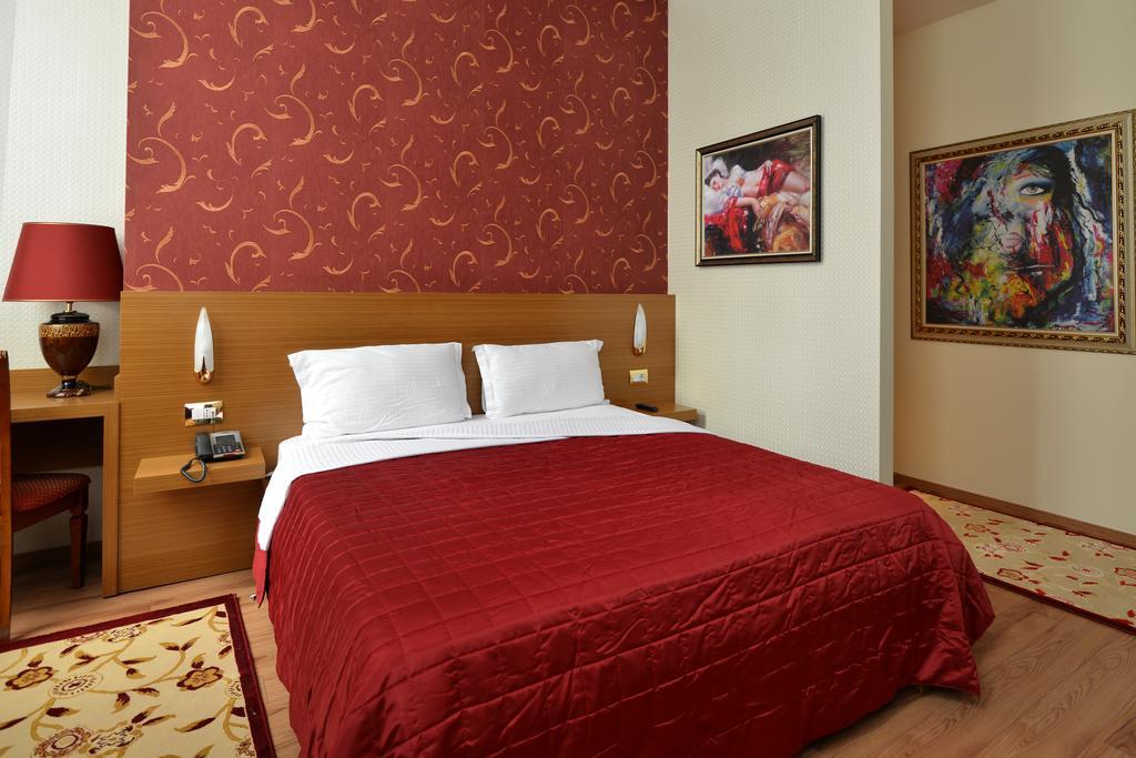 Hotel Austria Tiranë Eksteriør bilde