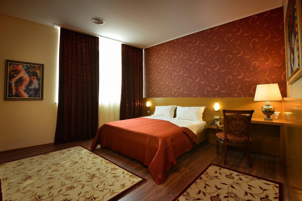 Hotel Austria Tiranë Eksteriør bilde