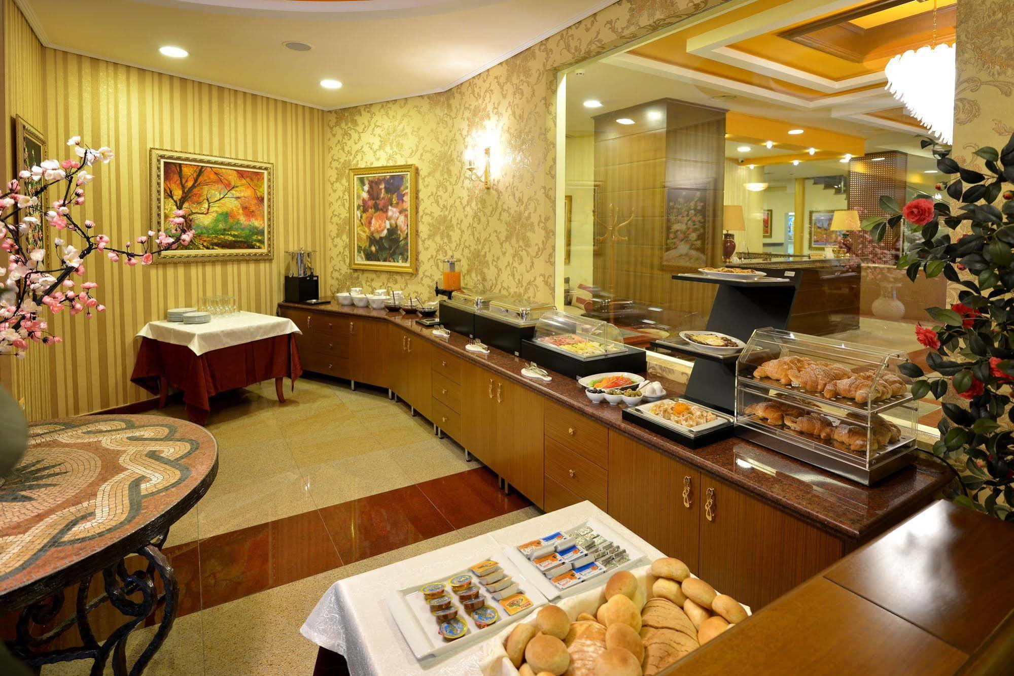 Hotel Austria Tiranë Eksteriør bilde