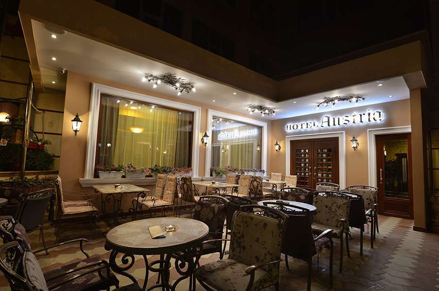 Hotel Austria Tiranë Restaurant bilde