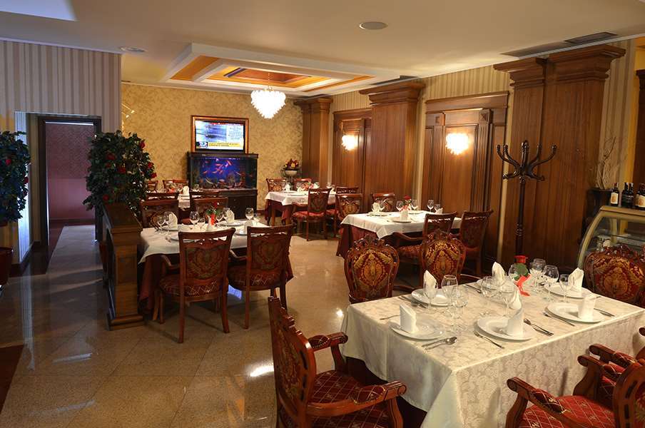 Hotel Austria Tiranë Restaurant bilde